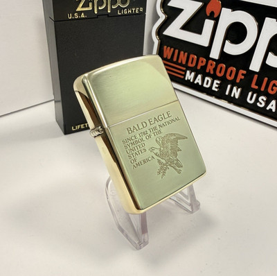 ORIGINAL Zippo Feuerzeug BALD EAGLE SYMBOL OF AMERICA Messing poliert 1994 NEU OVP