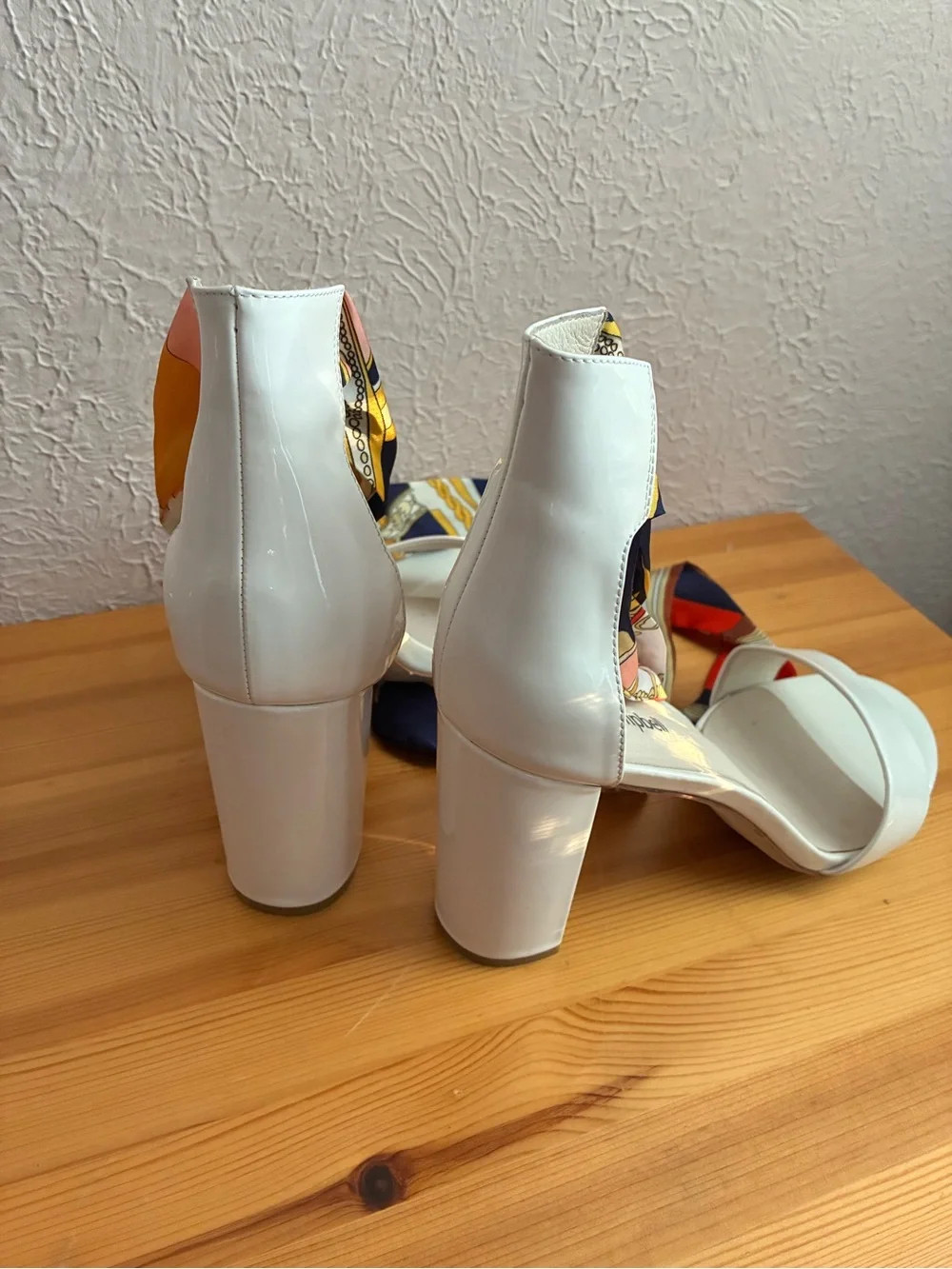 Jeffrey Campbell Lindsay White Satin Scarf Ankle Wrap Tie Sandal Size 10 image 5