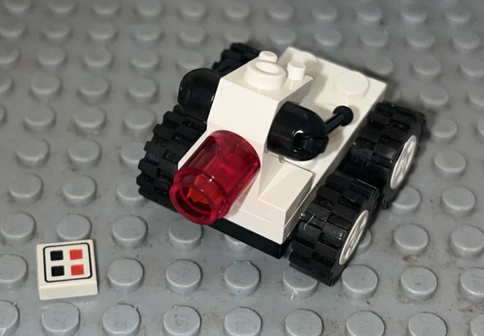 Lego 6932 Classic Space Futuron Stardefender "200" Complete Set Vintage Manual - Image 3 of 4