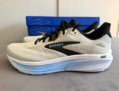 Brooks Ghost 18 Herren Atmungsaktiv Mesh Laufschuhe Weiß/Schwarz/Blau UK 10 MPN