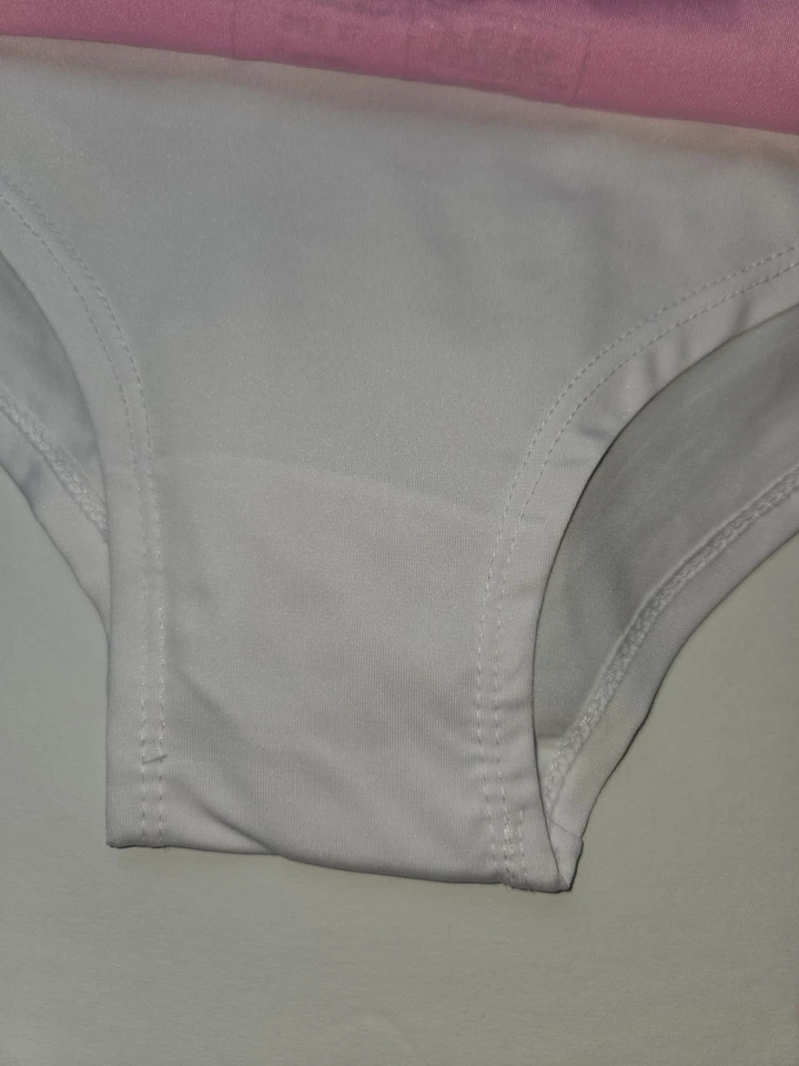 Pack de 5 bragas de bikini Hello Kitty talla XL NUEVAS CON ETIQUETAS. B341 Foto 3 de 4