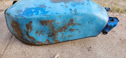 Yamaha Dt 250 Fuel Tank - Picture 15 of 18