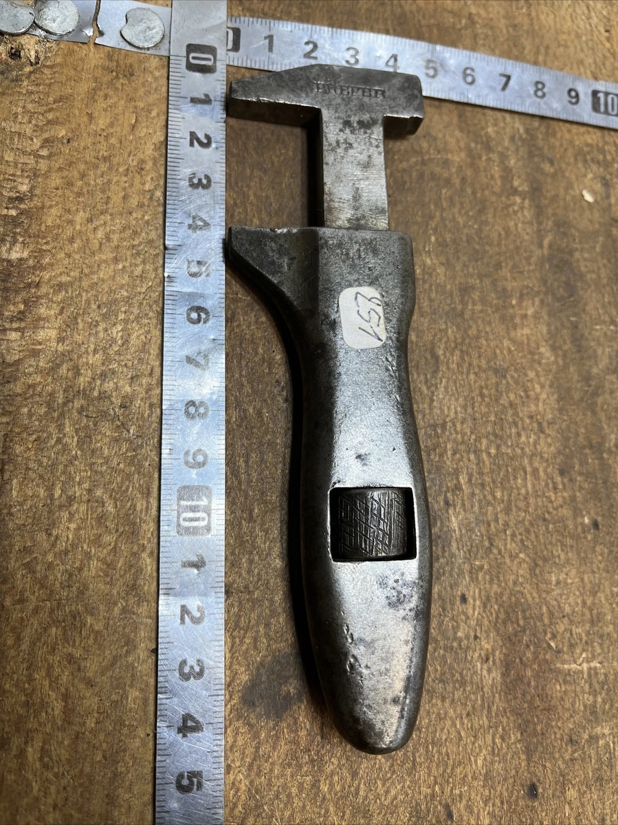 Outil ancien. Clé à molette Facom 113/10. Facom France