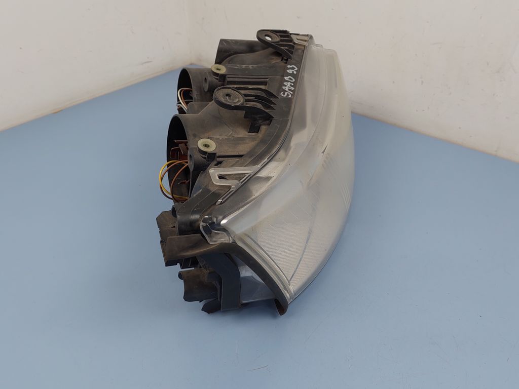 Saab 9-3 Ver1 2003 Right headlight headlamp 15581800RE AXP15663 | eBay