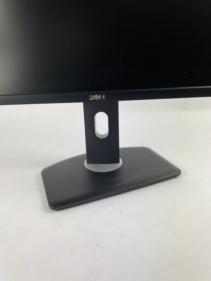 Dell P2412H 24" LCD LED Monitor 1920x1080 - DVI, VGA ports w/cables - Image 4 of 4