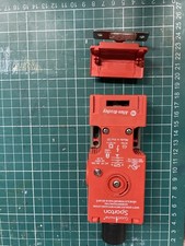 allen bradley guardmaster 440G-S36001 With Manual