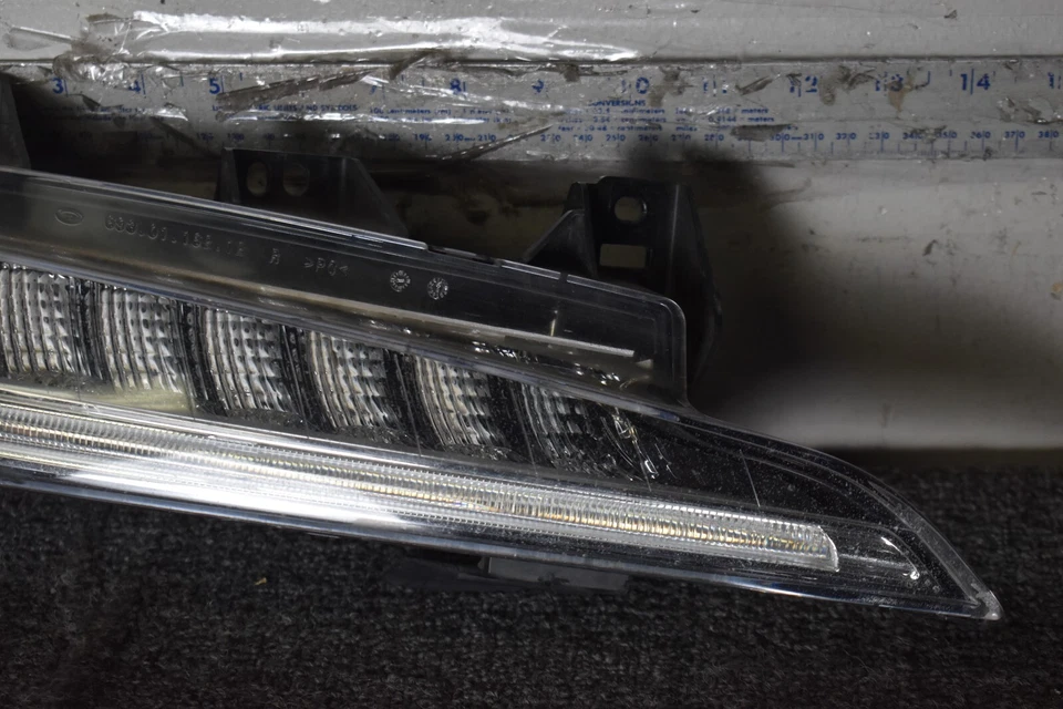 Luz de circulación diurna delantera derecha OEM de fábrica Porsche 911 Carrera 2012-2016 Foto 3 de 4