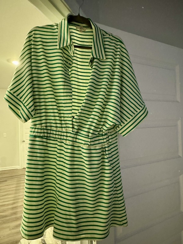 Entro Green & White Striped Womens Romper Sz L