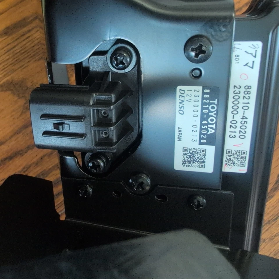 Sensor de radar de control de crucero genuino OEM Toyota Sienna 2006-2010 Foto 4 de 4