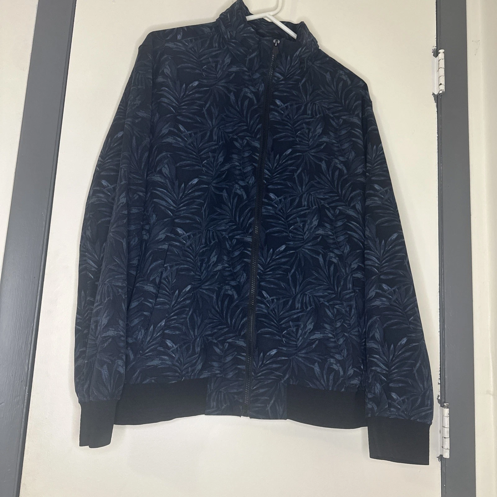 BANANA REPUBLIC Men's LG Motion Tech Palm Leaf Blue Black Stretch Bomber Jacket image 1