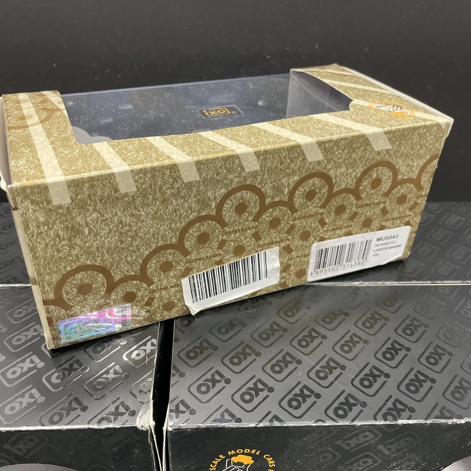 PACKARD V12 LeBaron Speedster - 1934 - azul - IXO 1:43 Foto 3 de 4