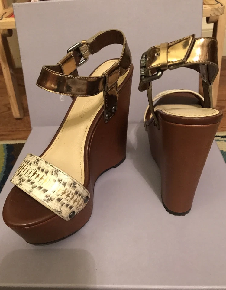 Sandalias de plataforma de cuero con estampado de serpiente Vera Wang Jamaya para mujer talla 7M Foto 3 de 4