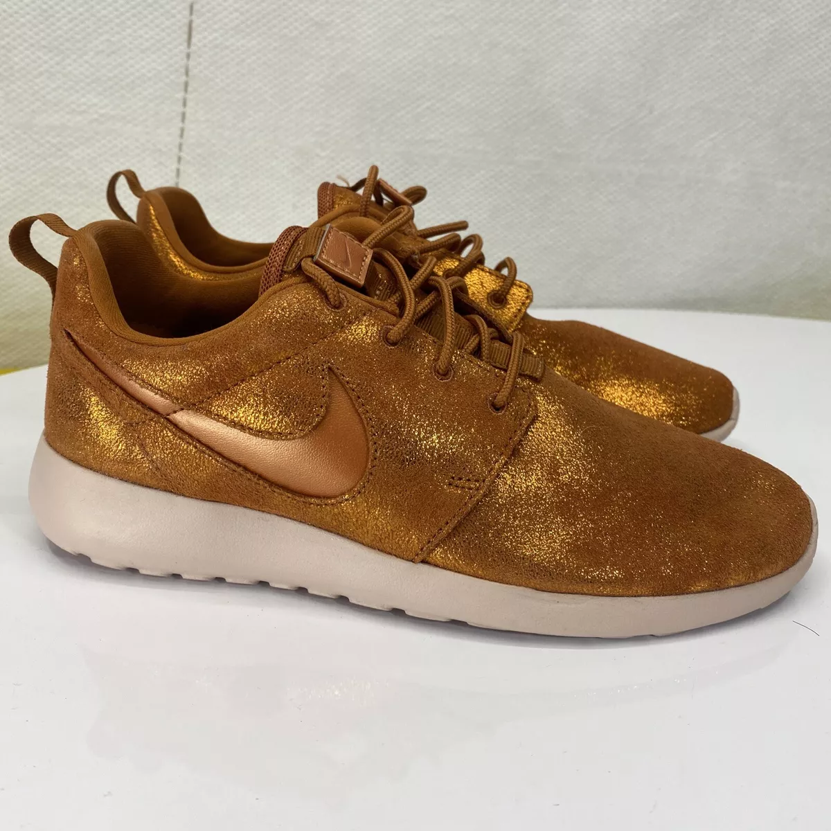 Nike Roshe One Premium Metallic Tawny Shoes Orange Women&#039;s Sz 7 | eBay