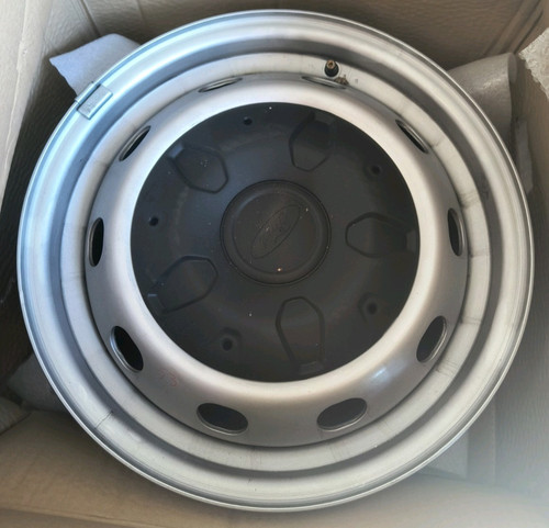 OEM Ford Transit Van 150 Center Cap  2015 to 2023 SRW new take off FoMoCo