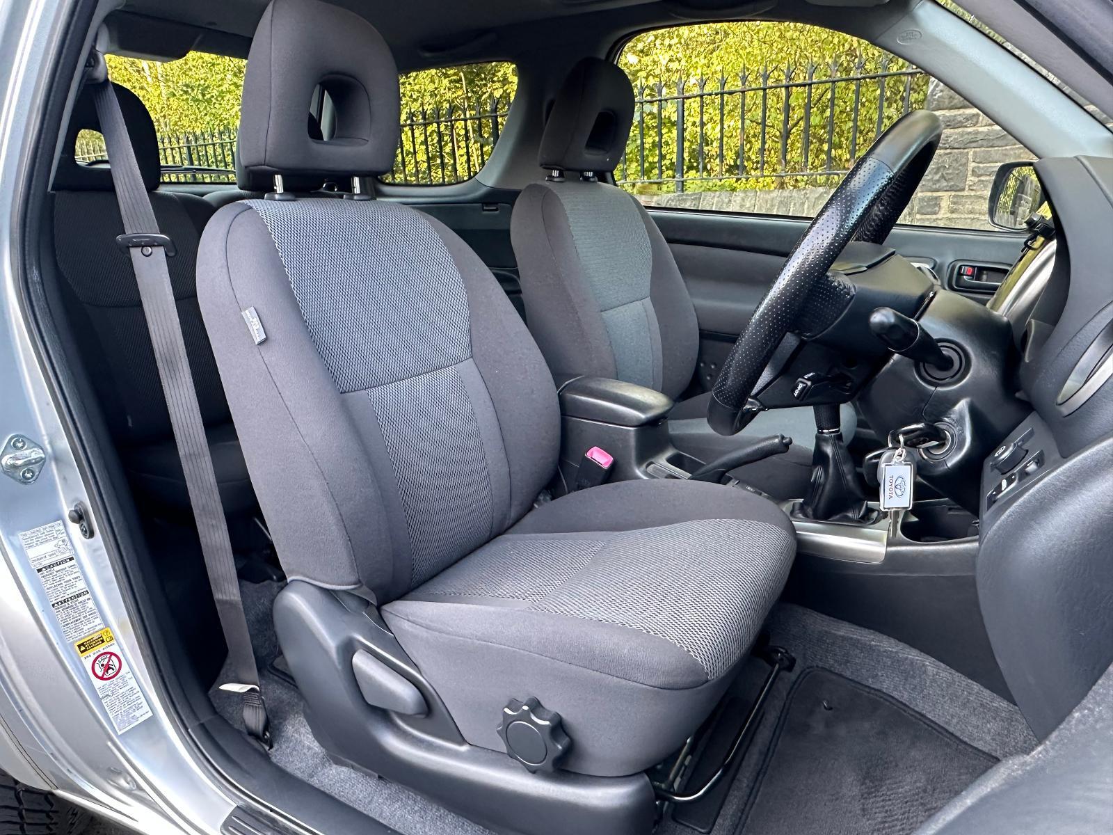 2005 Toyota RAV4 2.0 VVTi XTR 3 door Petrol LOW MILEAGE 3dr SWB ULEZ