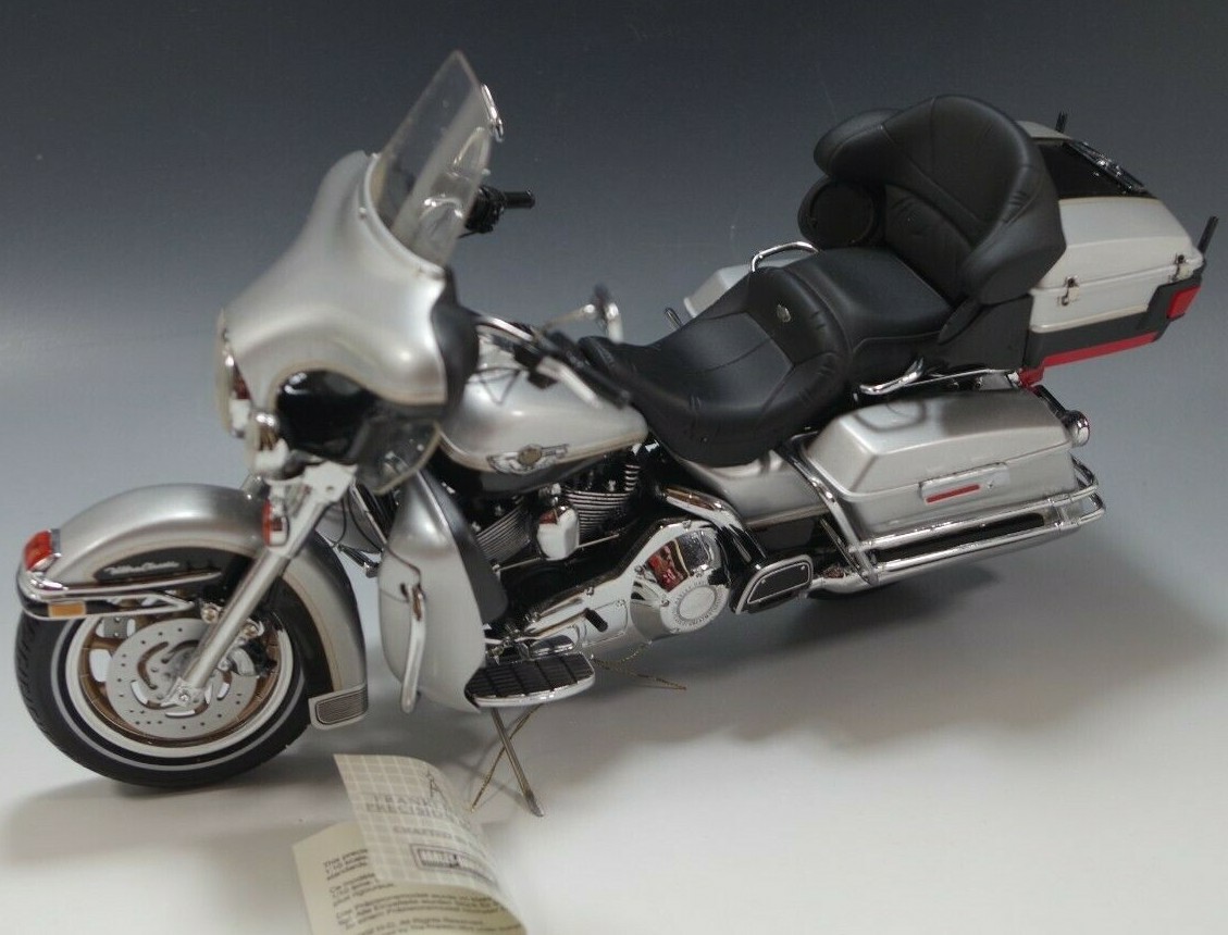 FRANKLIN MINT HARLEY DAVIDSON ULTRA CLASSIC ELECTRA GLIDE FRANKLIN MINT HARLEY DAVIDSON ULTRA CLASSIC ELECTRA GLIDE