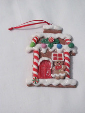 NWOT RESIN GINGERBREAD HOUSE ORNAMENT  GINGERBREAD GIRL  CANDIES