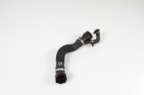 BMW E65 7er 730d LCI Wasser Kühlerschlauch Rohr 7789724 10305924