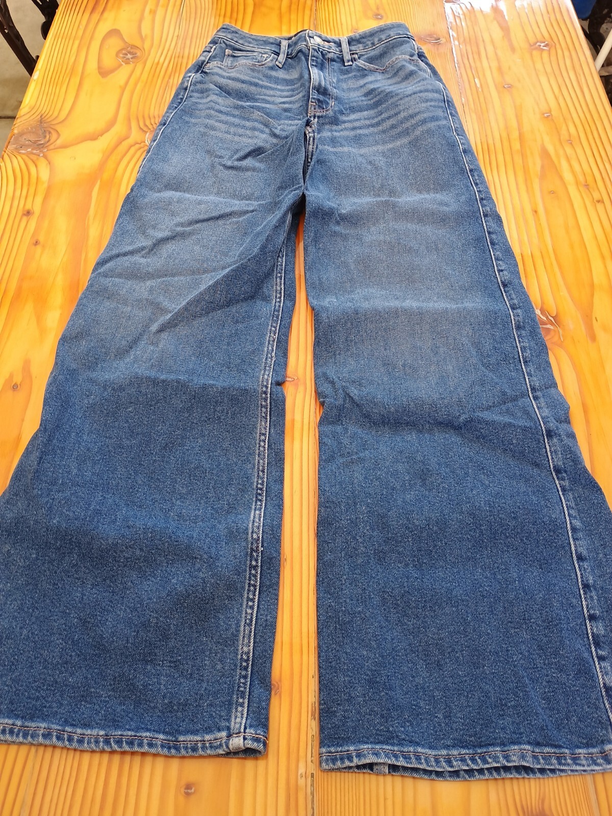 Hollister Ultra High Rise Vintage Stretch jeans size 1R w25