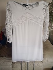 Sequin Hearts White Lace Size Small Homecoming/ Wedding Dress Size Small