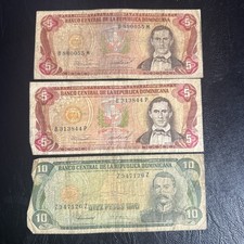 Dominican Republic 5 & 10 Pesos Oro Banknotes Lot of 3 Vintage Currency