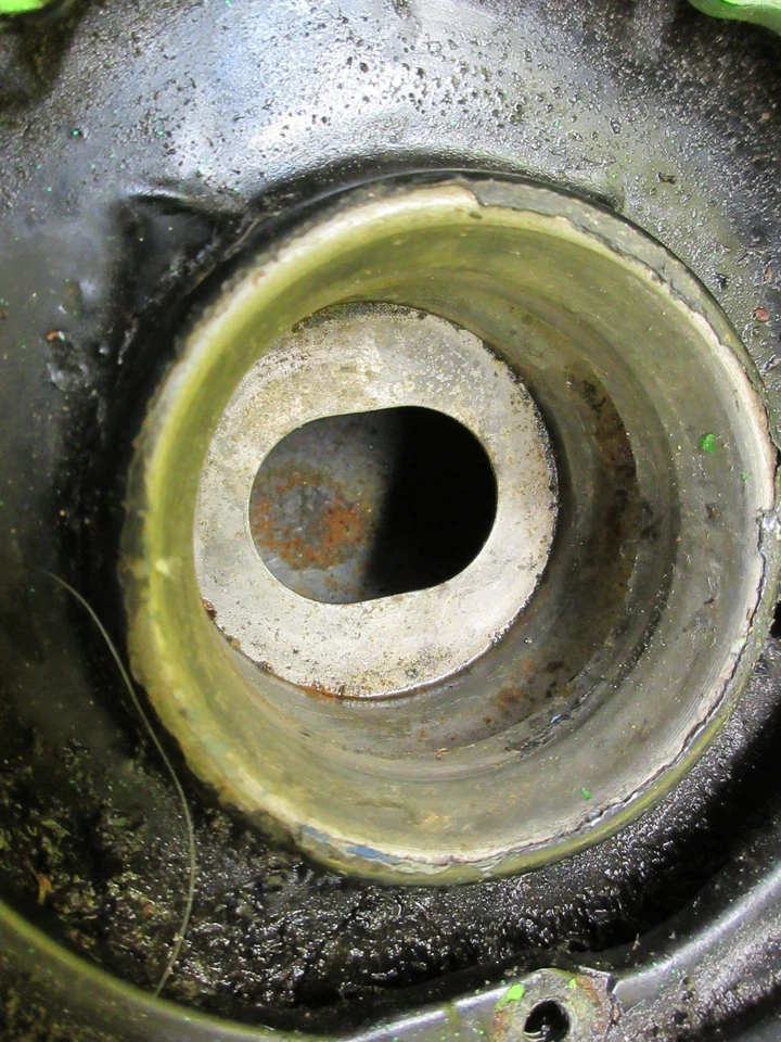 02-03 KAWASAKI NINJA ZX9R TANQUE DE GASOLINA NEGRO PILA DE COMBUSTIBLE DEPÓSITO DE GASOLINA ÓXIDO EN TANQUE Foto 4 de 4