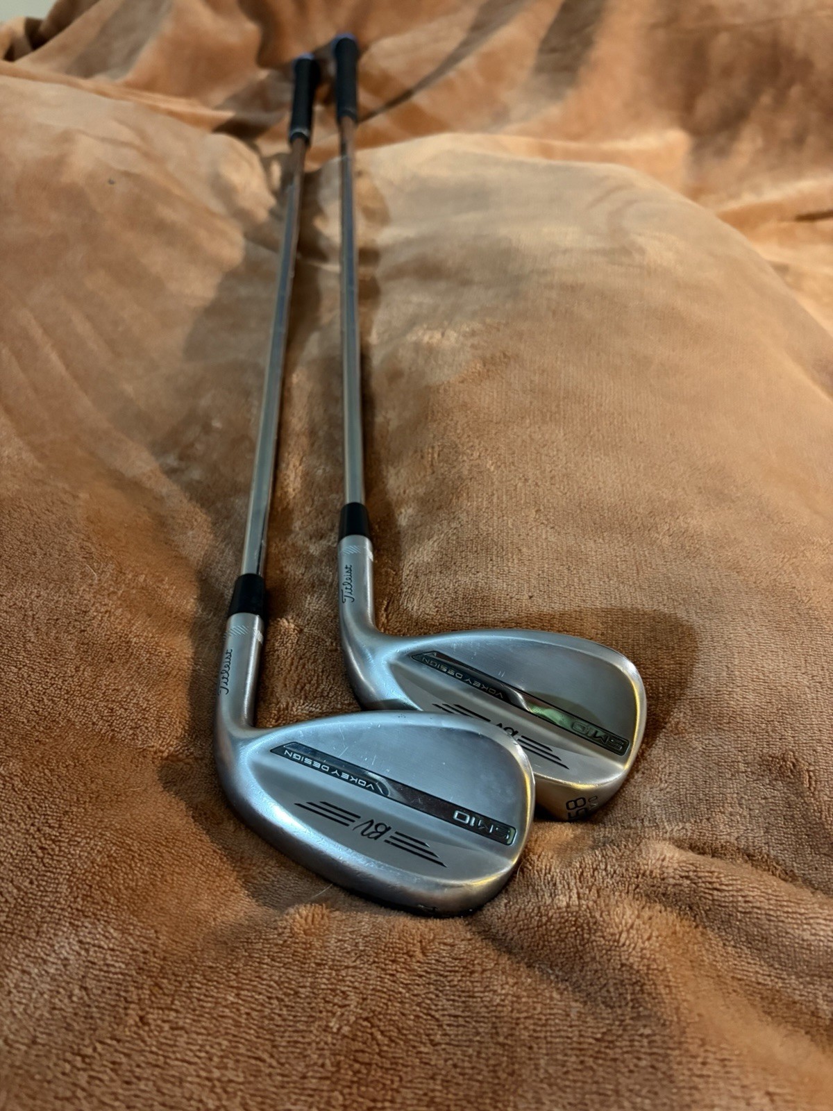 Pair Of Sm10 Titleist Wedges 54-58 In Good Shape Free Shipping Lamkin Grips￼