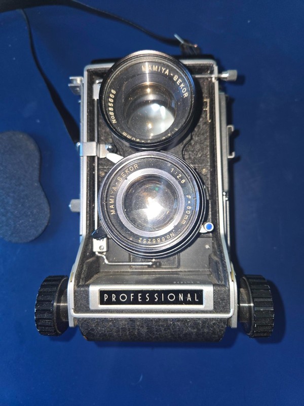 Mamiya C33 Professional  TLR Film Camera With 80mm Lens. Plus  Additional Lenes