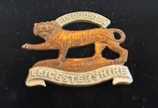 Original vor 1946 Leicestershire Regiment Leicester Mützenabzeichen Bi Metall im Rahmen