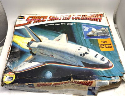VINTAGE NOS Space Shuttle Columbia No.4702 By Revell Sealed inside SCALE 1/72
