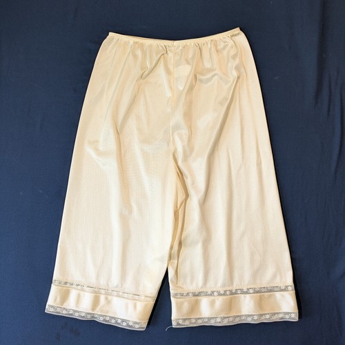 Vtg Adonna Womens S Pettipants Culotte Slip Beige Nylon USA Trimmable 24" Waist - Picture 2 of 7