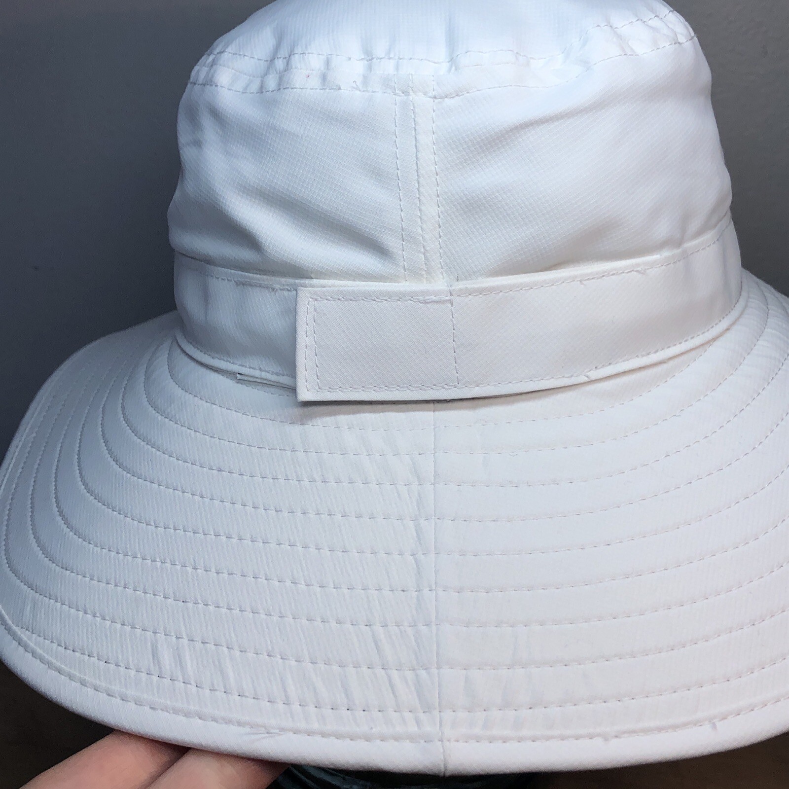 TaylorMade Bucket Boonie White Golf Hat Wide Brimmed Sun Adjustable Men