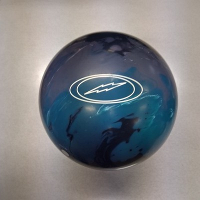 Storm Summit Ascent bowling ball 15 LB. 1ST QUAL new ball in the