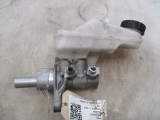 Maître-cylindre de frein Peugeot 108