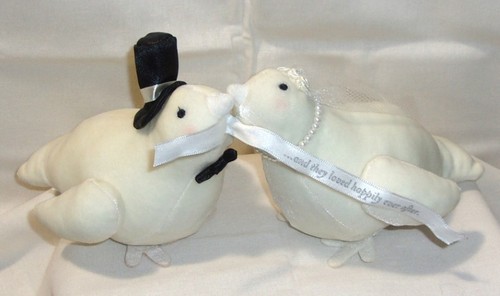 PLUSH BRIDE & GROOM WHITE DOVE BIRDS - WEDDING DECORATIONS -
