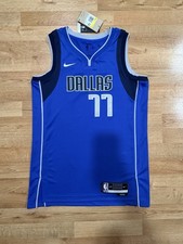 Nike Luka Doncic Dallas Mavericks 77 Blue Icon Swingman Jersey Men s Small NWT