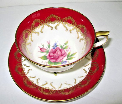 AYNSLEY Tea Cup & Saucer RED & GOLD Cabbage Rose Floral Teacup Set 1930's