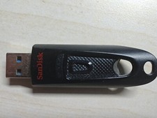 SanDisk 32GB Ultra USB 3.0 Flash Drive - Black