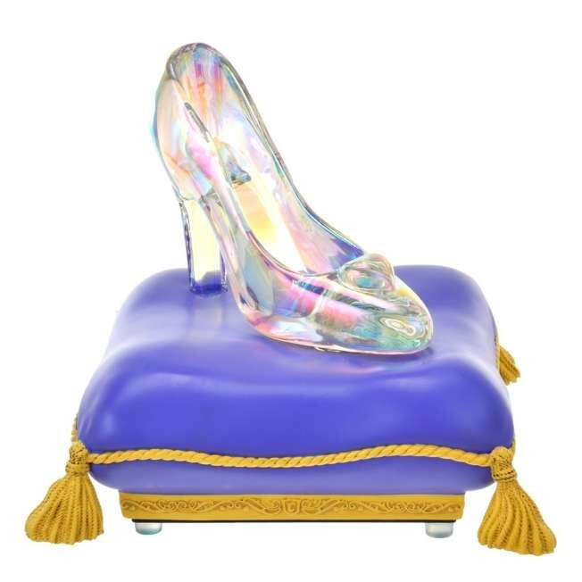 Disney Store japan figure light up glass shoes Cinderella CREATE
