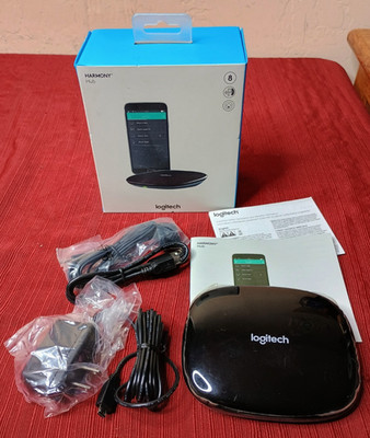 Logitech Harmony Hub 915-000238 8 Remotes-In-One for Smartphones *NEW OPEN BOX*