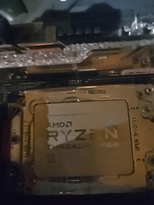 AMD Ryzen ThreadRipper 1950X