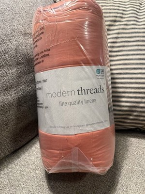 Twin Modern Threads Reversible Rust Orange/ Oatmeal Down Feather Comforter