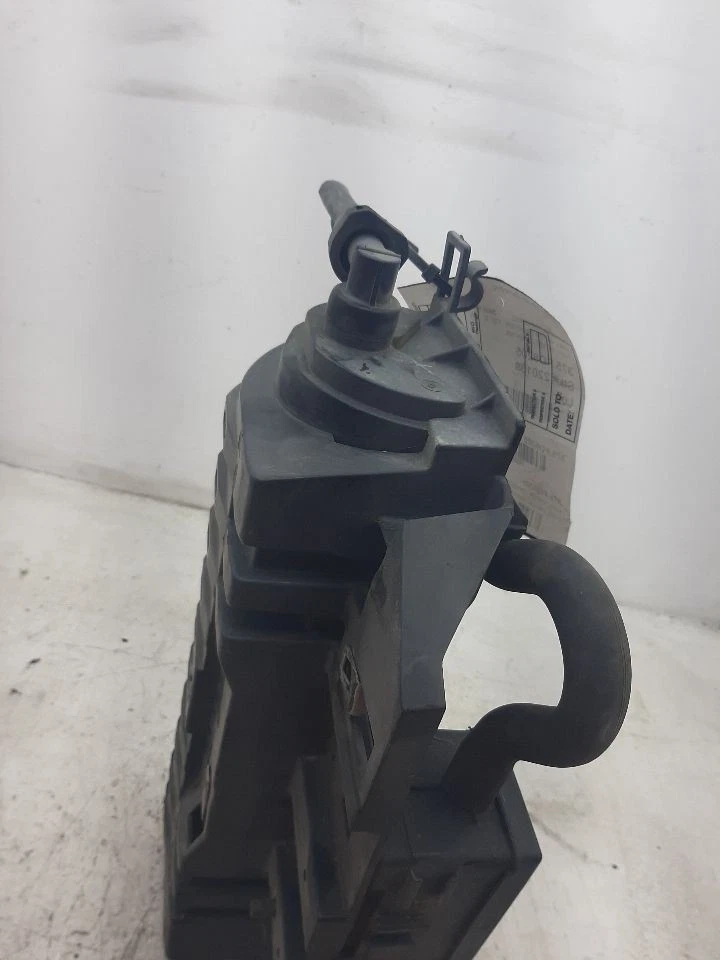 2005 FORD RANGER Fuel Vapor Canister 3.0L Auto 2wd ext cab short bed - Image 4 of 4