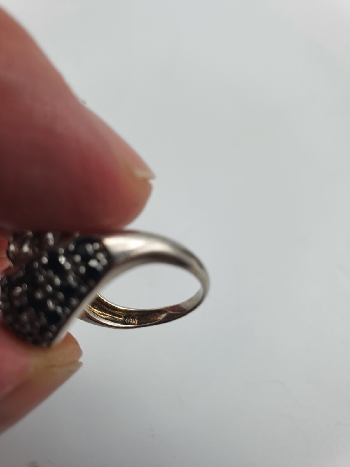 Solid Silver Clear & Black Stones Ring Size M - image 7