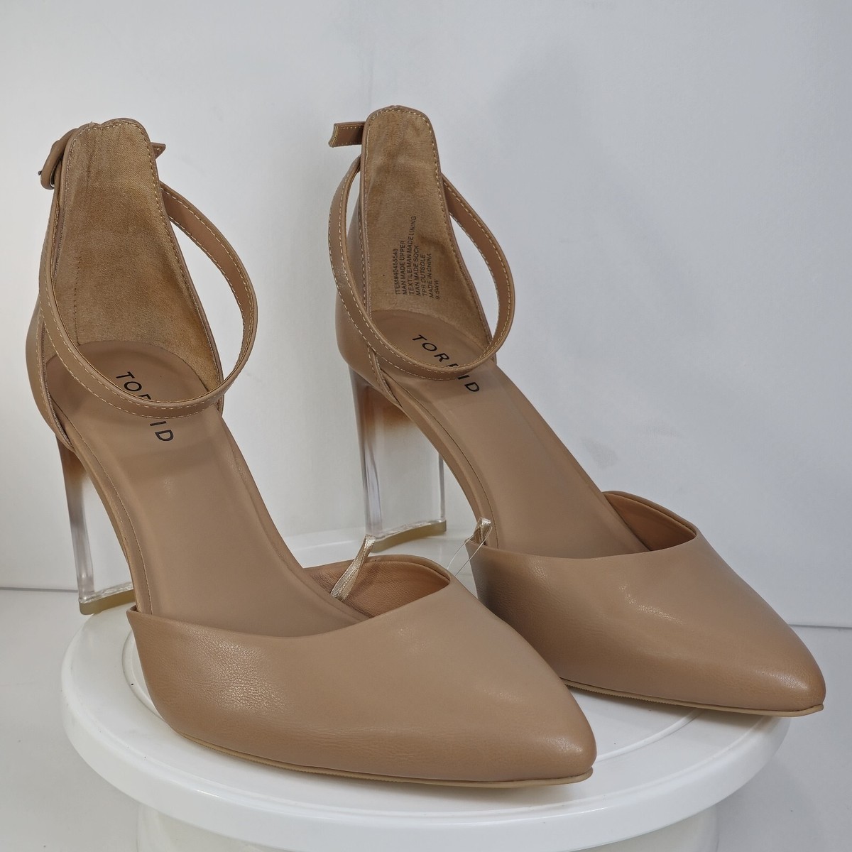 TORRID LUCITE CLOSED TOE OMBRE HEELS WOMENS SIZE US WW BEIGE NUDE NWT  CUTE