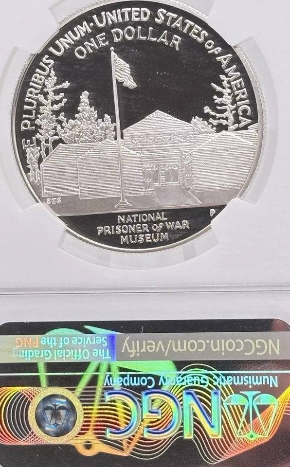 1994 P $1 National Prisoner of War Museum Silver Dollar PF 69 Ultra Cameo #13352 - Image 4 of 4