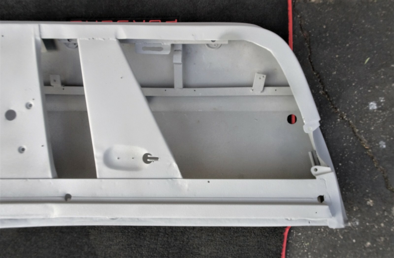 FERRARI DAYTON  LEFT  DOOR ORIGINAL OEM FERRAR  DOOR 