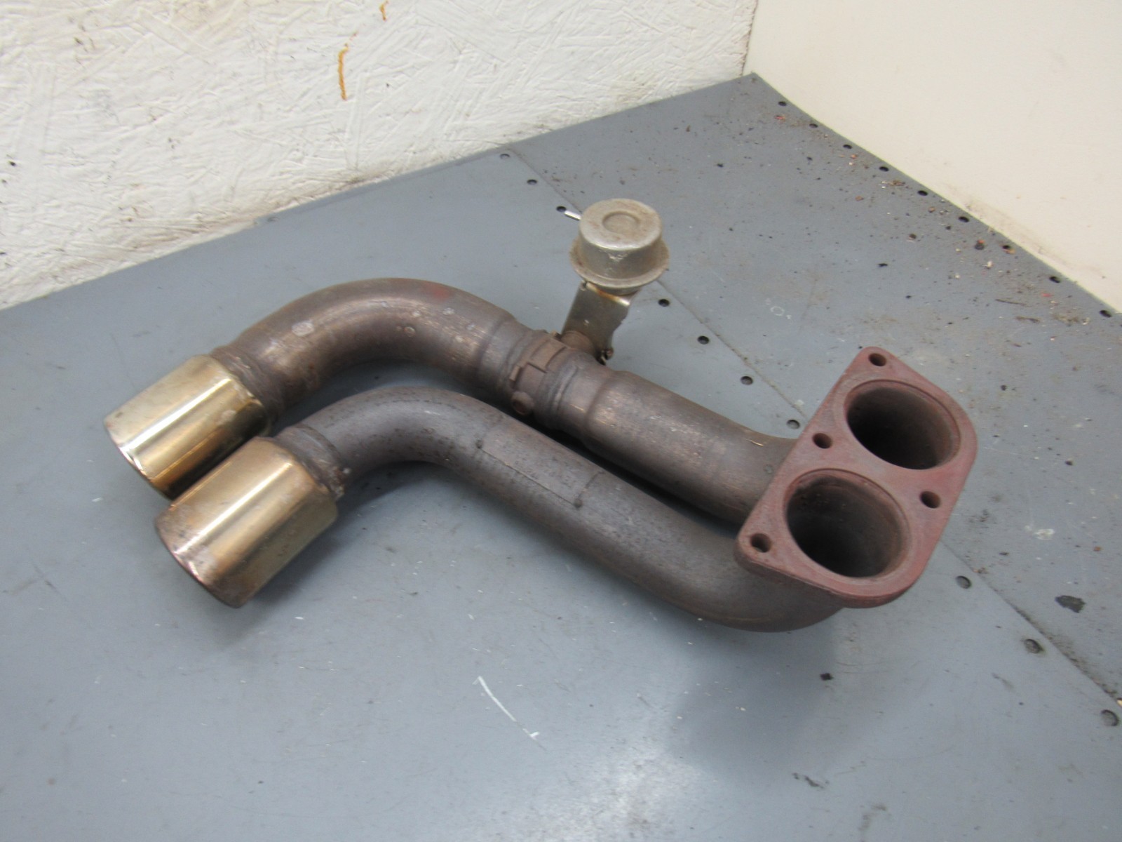 Ferrari 360 Exhaust Tip Muffler Exhaust Left Driver 1999-2005 OEM