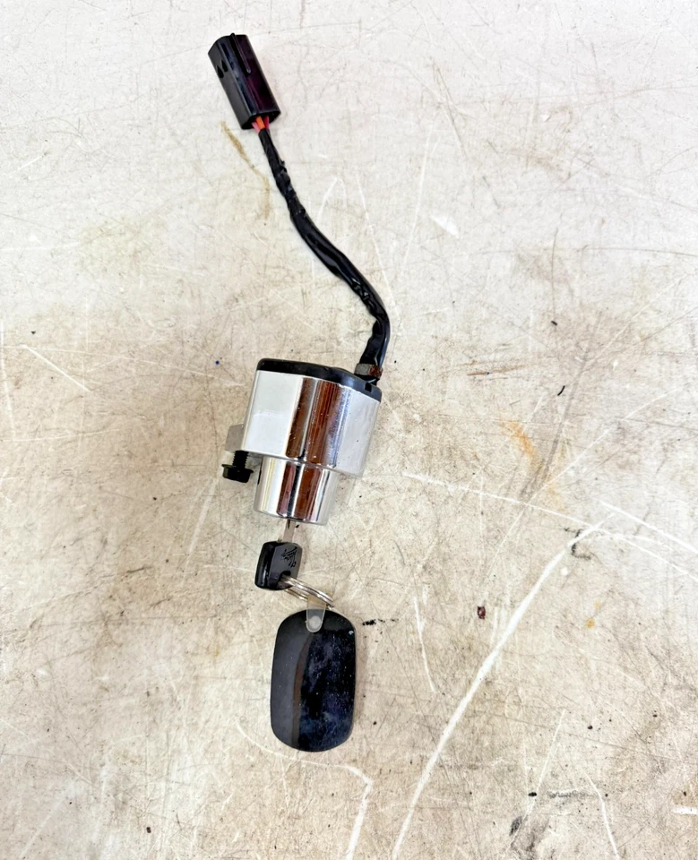 2007 Victory Kingpin Ignition Switch & Key - Image 2 of 4