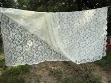 machine lace tablecloth72x60